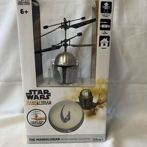 Star Wars The Mandalorian UFO Ball Helicopter Mando Kids Toy
